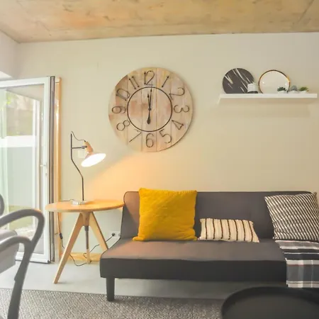 Apartment Madragoa Modern Lisbon